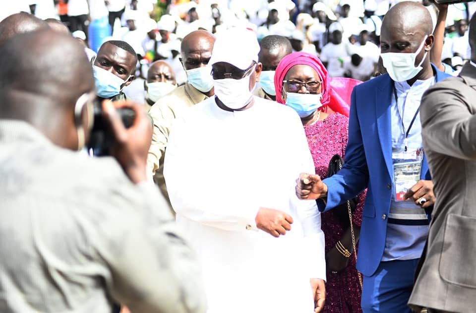 Inauguration des ISEP de Diamniadio et de Thiès: Macky Sall communie avec la communauté des ISEP
