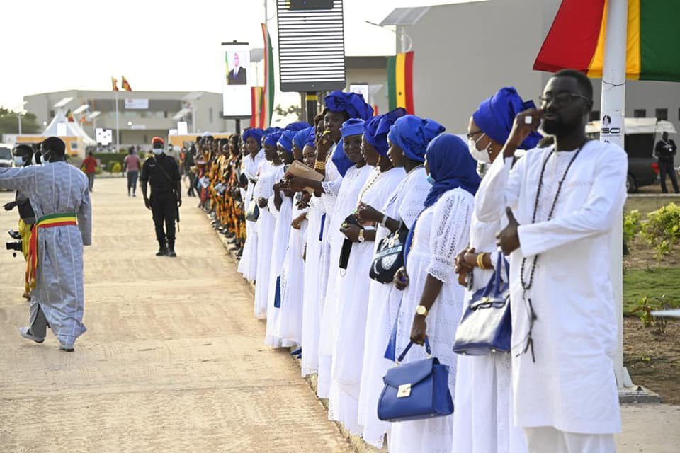 Inauguration des ISEP de Diamniadio et de Thiès: Macky Sall communie avec la communauté des ISEP