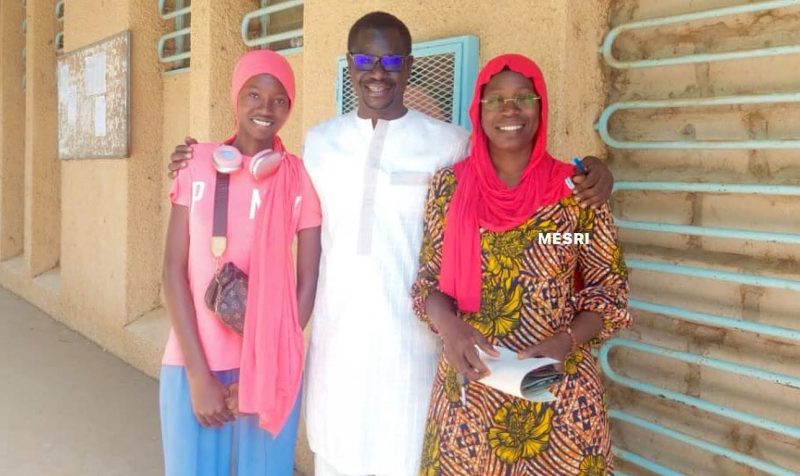Une mère de 49 ans et sa fille décrochent ensemble le baccalauréat