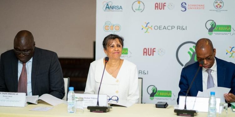 Cérémonie de lancement de l’atelier du projet de valorisation des résultats de recherche et de l’innovation en Afrique de l’Ouest ( VaRRIWA)