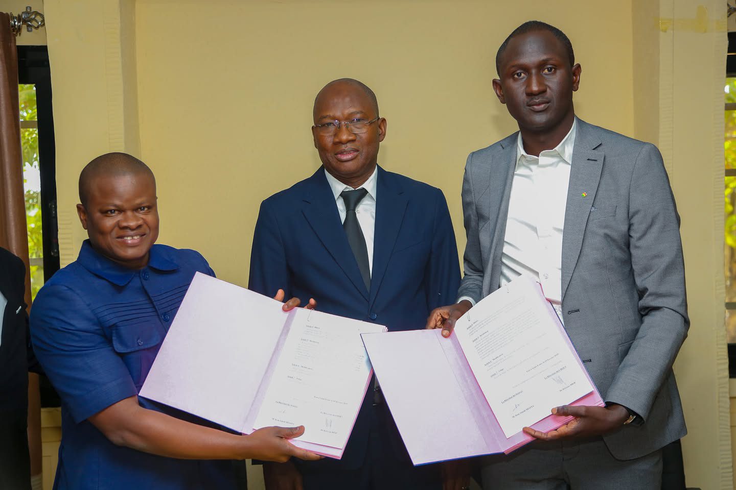 Signature d’un accord entre le CROUS et la Direction des Bourses pour l’ouverture d’une antenne à l’UGB