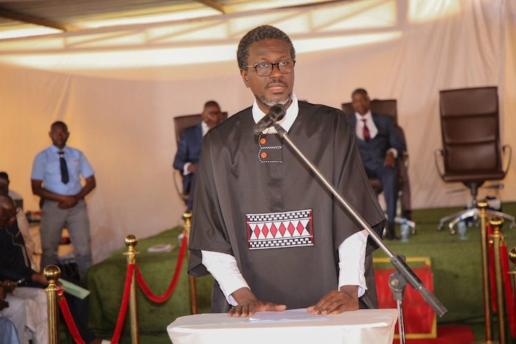 Cérémonie de passation à Université numérique Cheikh Hamidou KANE (UN-CHK)