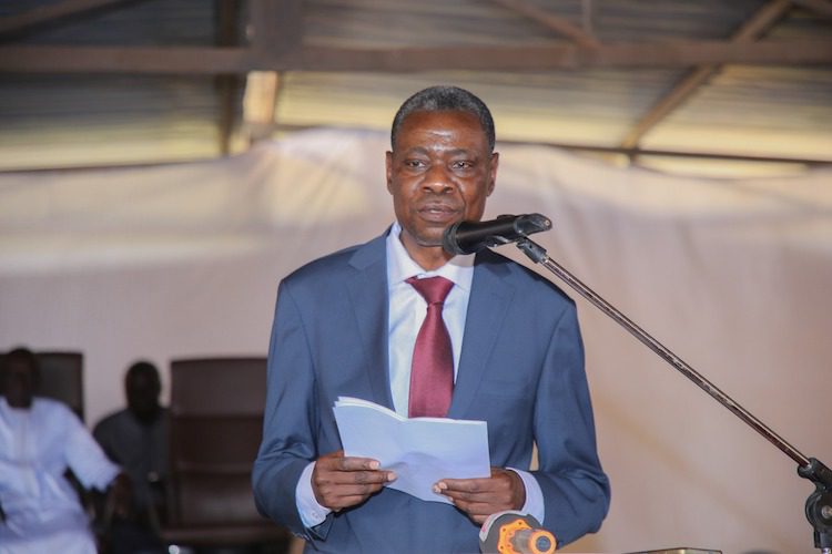 Cérémonie de passation à Université numérique Cheikh Hamidou KANE (UN-CHK)
