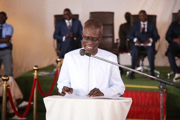 Cérémonie de passation à Université numérique Cheikh Hamidou KANE (UN-CHK)