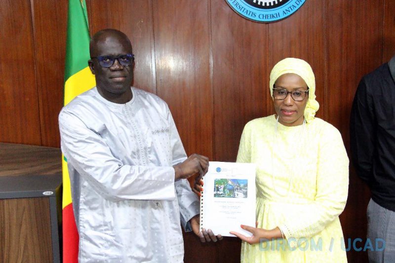 Pr Aminata Niang Diène, Recteur par intérim a passé le témoin au nouveau Recteur, Pr Alioune Badara Kandji