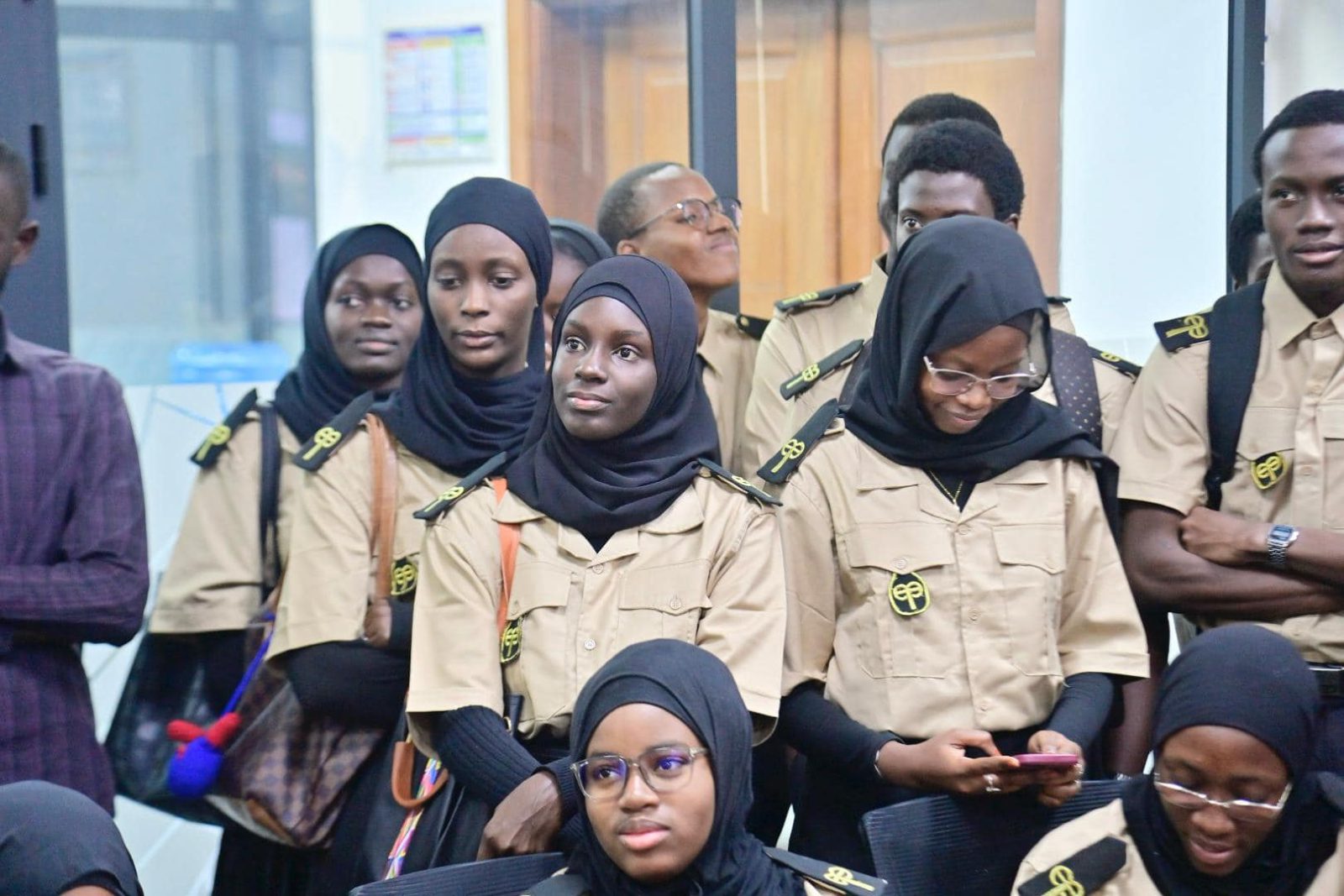 Visite des étudiants de l’EPT chez SENSAT à Diamniadio