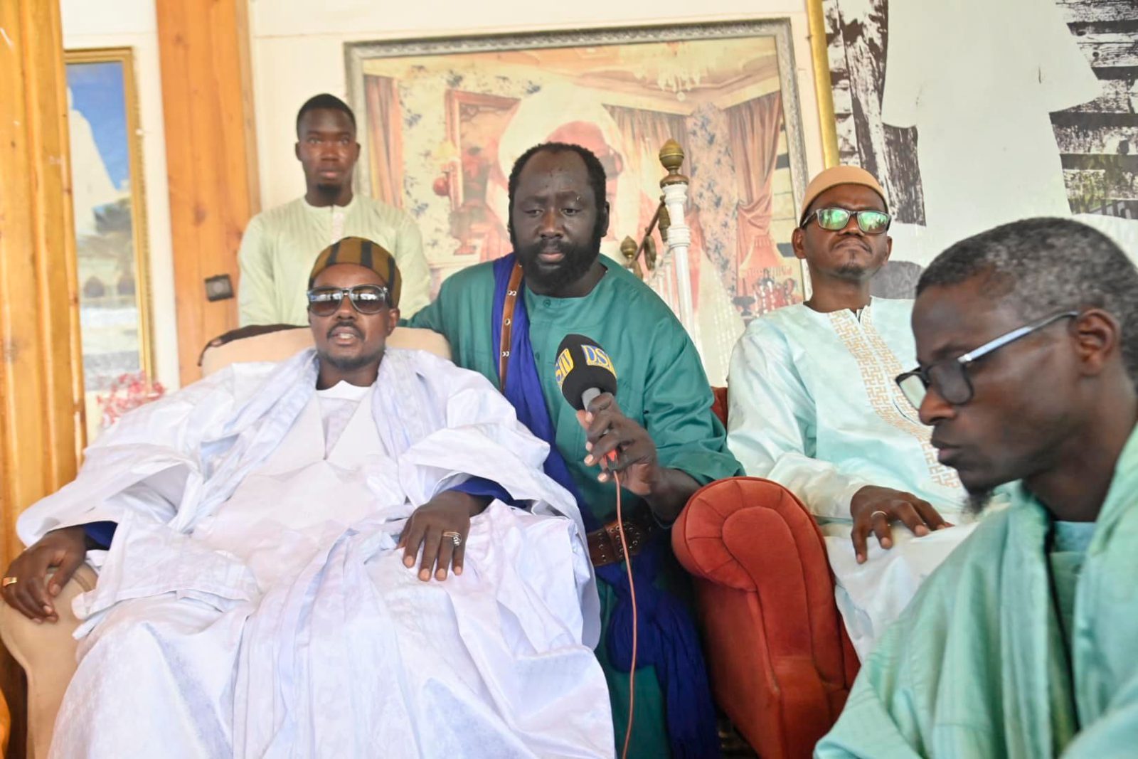 Le Directeur Général de la Recherche et de l’Innovation en visite dans les CRE de Bambey et Touba
