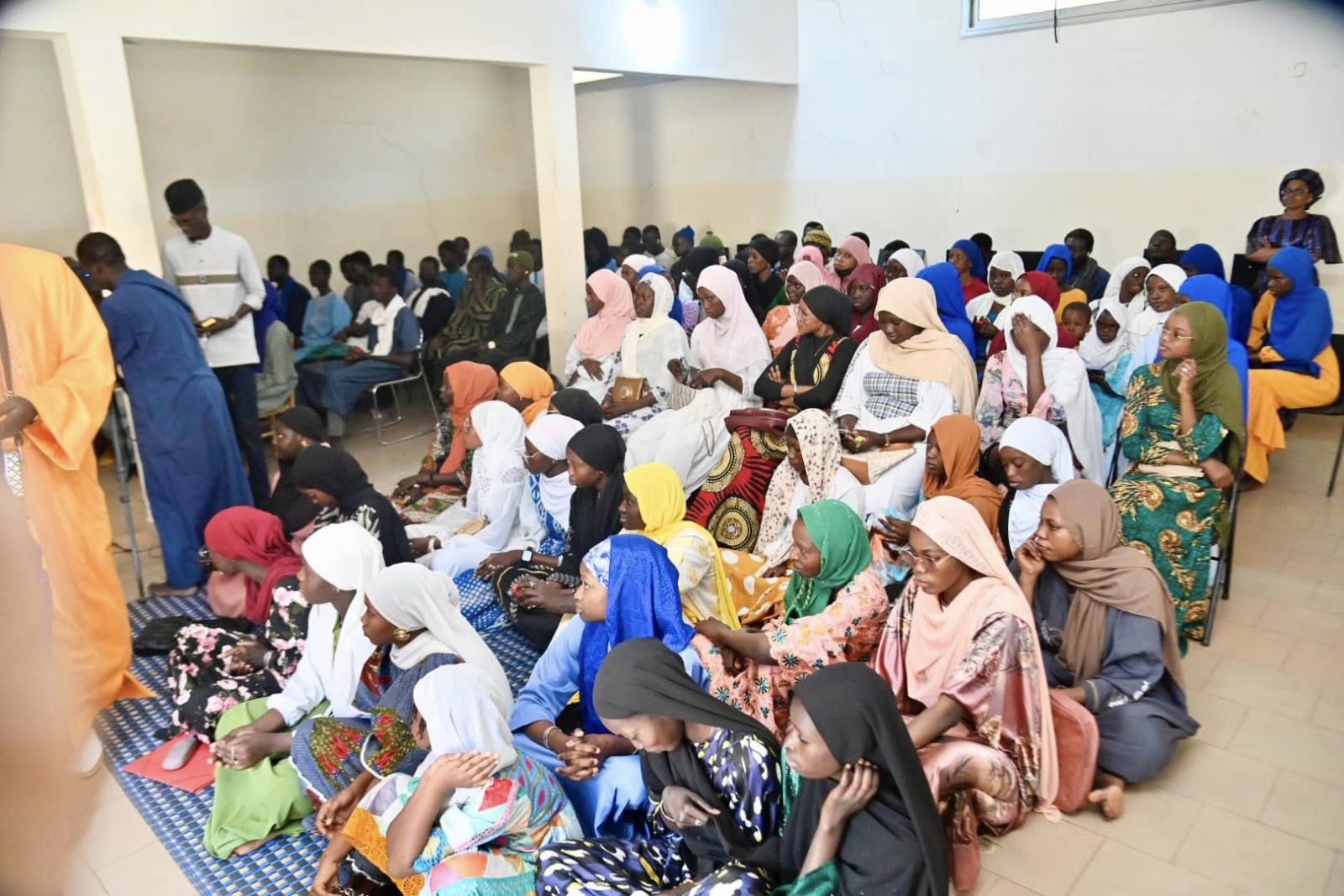 Le Directeur Général de la Recherche et de l’Innovation en visite dans les CRE de Bambey et Touba