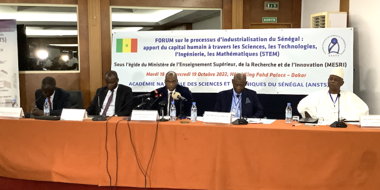 Ouverture du Forum sur le processus d’industrialisation du Sénégal: le MESRI salue l’engagement des académiciens