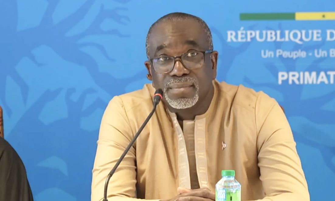 Conférence de presse du gouvernement: hommage au Pr Amadou Mahtar MBOW