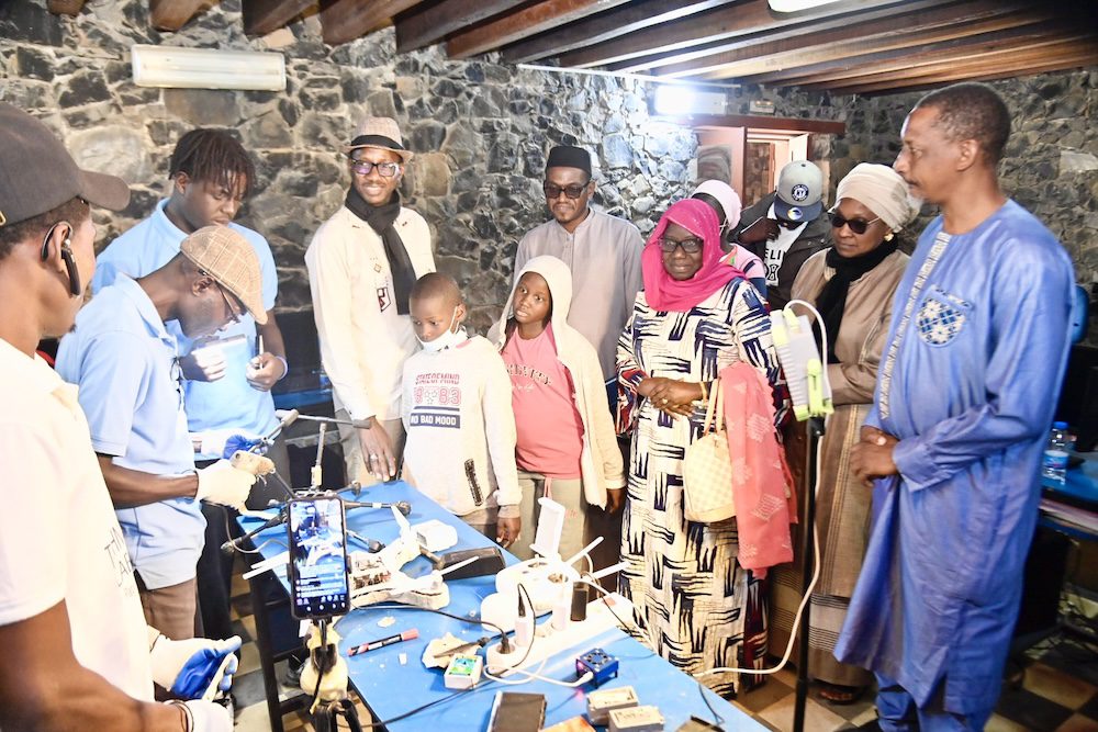 Visite du Centre de Recherche et d’Essais (CRE) de Gorée