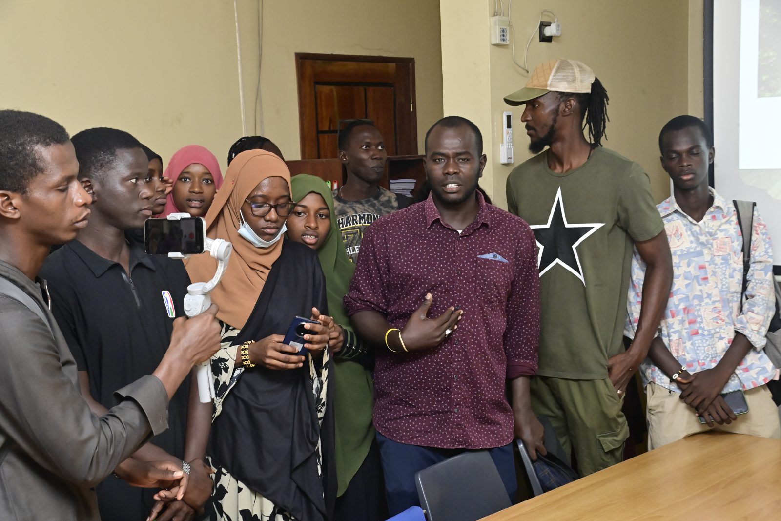 Tournée ministérielle : le Pr Daouda Ngom visite l’ANRSA, l’ISBEA et l’Université Rose Dieng