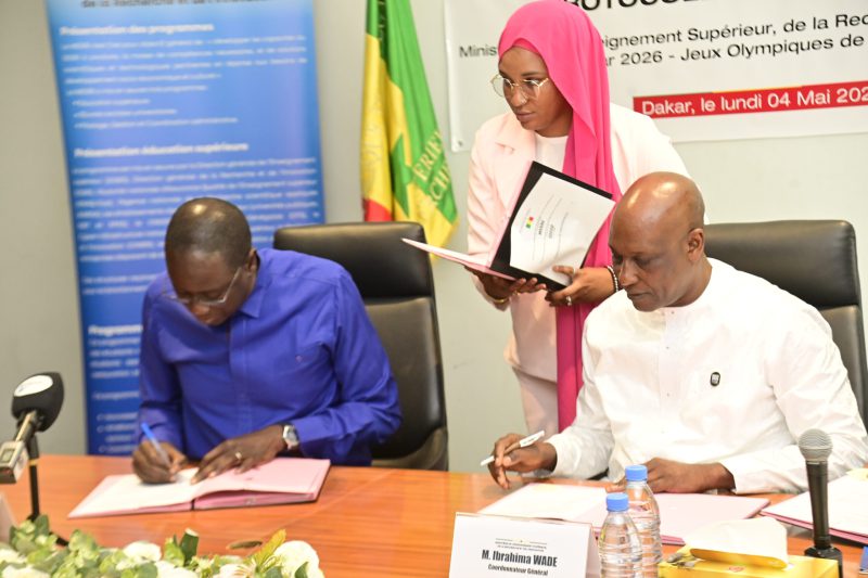 Signature de la convention de partenariat entre le MESRI et le Comité d’organisation des Jeux olympiques de la jeunesse Dakar 2026