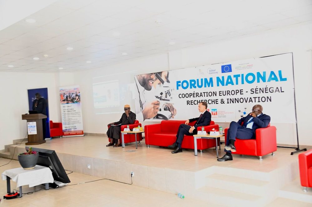 Cérémonie d’ouverture de la première édition du forum national sur la Recherche « EURAXESS »