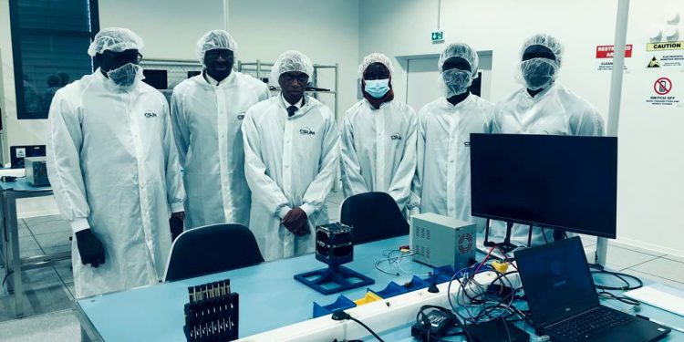 Réception du  satellite GAINDESAT fabriqué par des ingénieurs sénégalais