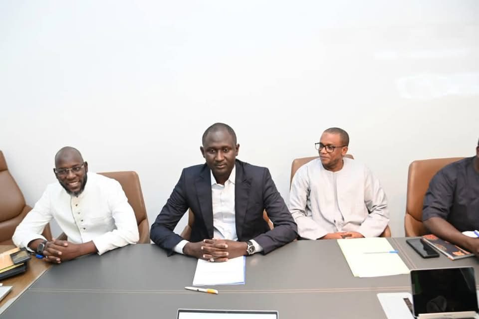 Prise de contact avec le Directeur du Centre des Œuvres Universitaires de Dakar et les directeurs des six CROUS du Sénégal