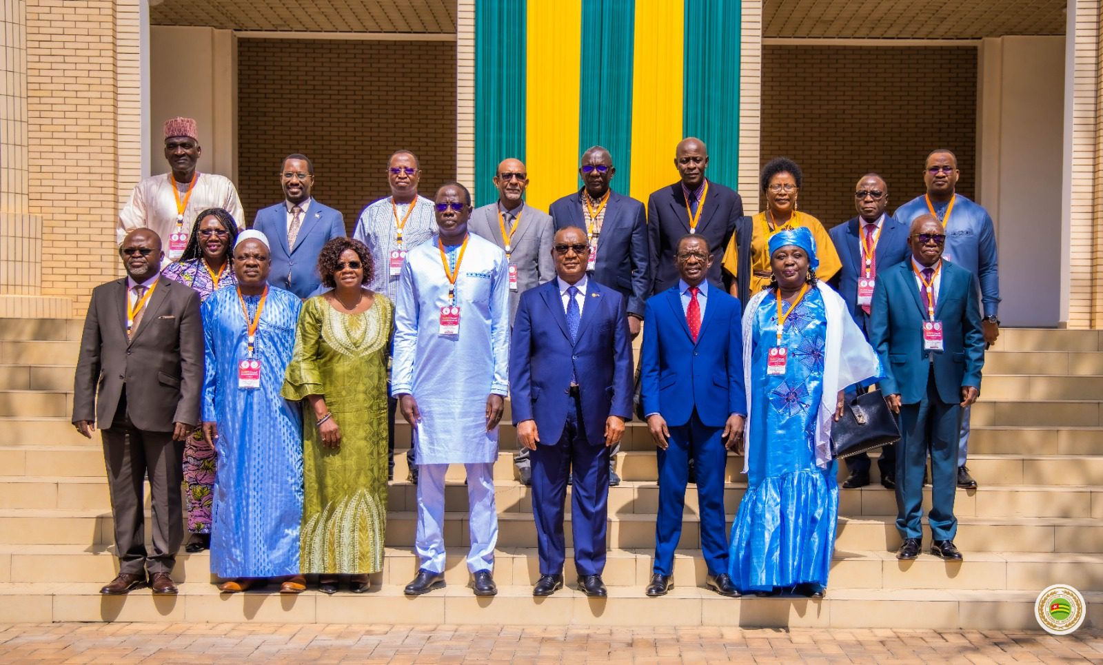 Cérémonie de distinction : S.E. Faure Essozimna GNASSINGBÉ élevé au rang de Docteur Honoris Causa de l’EISMV de Dakar