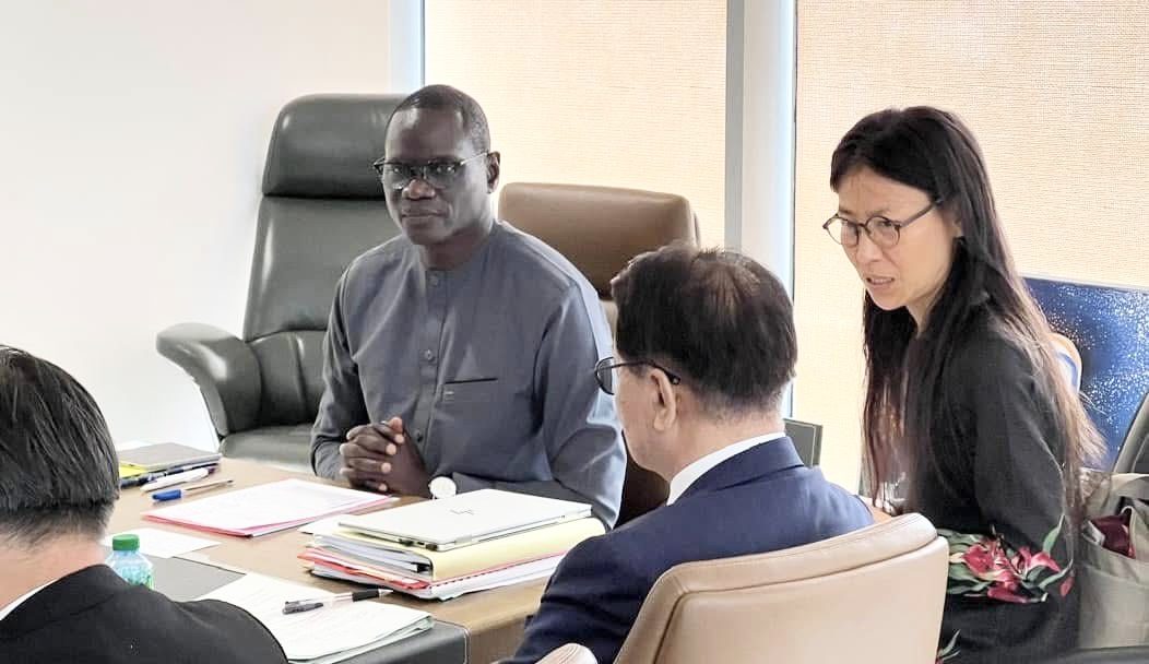 Audience avec une délégation de parlementaires japonais conduite par l’honorable YAMAMOTO Junzo, en présence de l’Ambassadeur du Japon au Sénégal