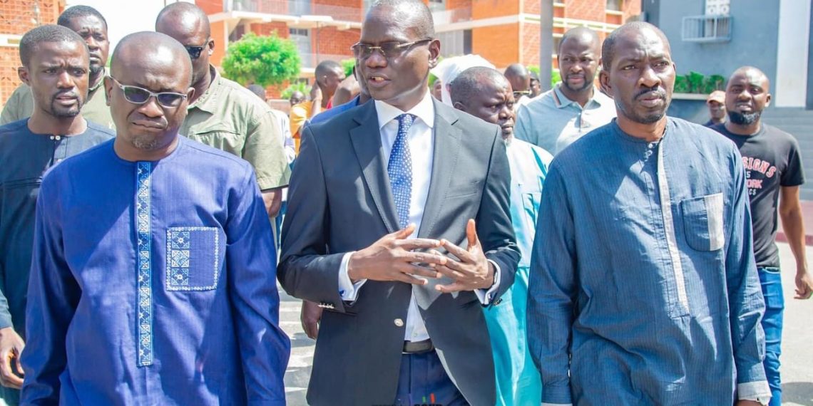 Visite surprise du MESRI au Centre des Œuvres Universitaires de Dakar