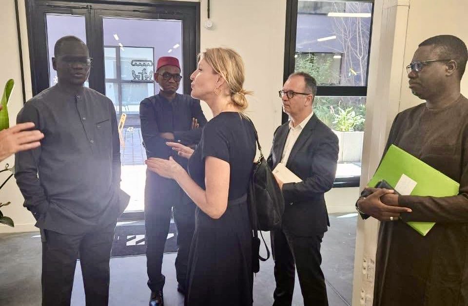 Visite du MESRI à l’Ecole 42 à Paris