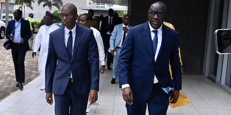 Passation de service au MESRI: Pr Moussa Balde a pris le relais de Dr Cheikh Oumar Anne